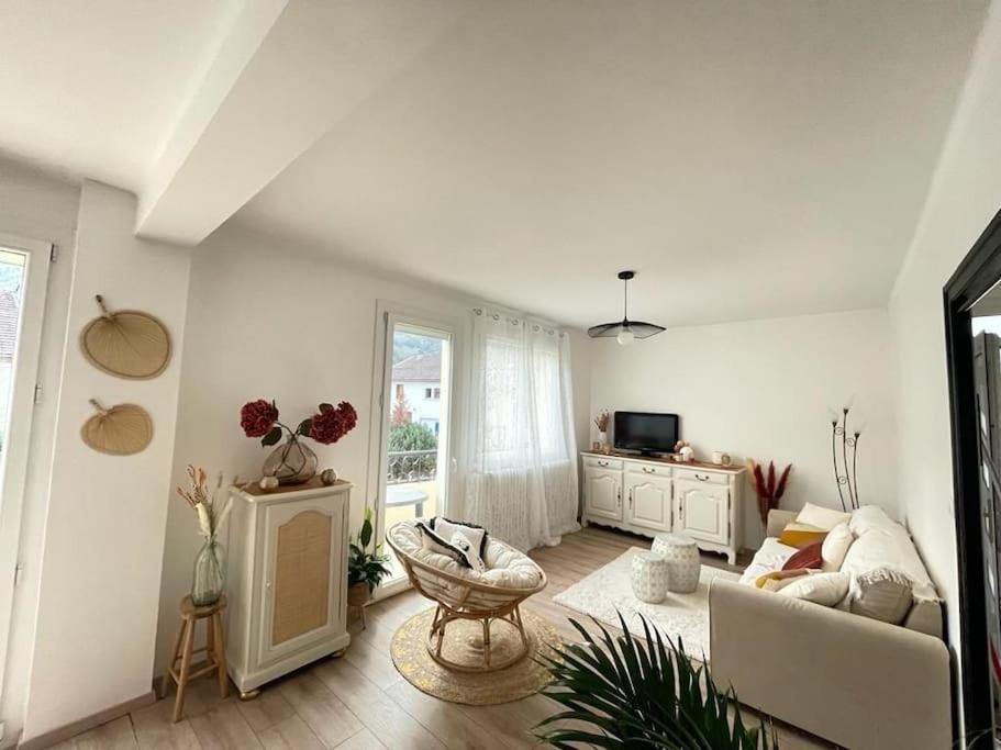 Superbe Appartement Avec Salle De Jeux Vaux-lès-Saint-Claude Exteriér fotografie